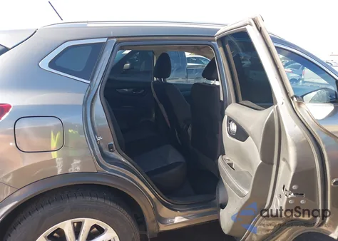 2018 Nissan Rogue Sport Sv из США, поврежденный, VIN JN1BJ1CP7JW153318